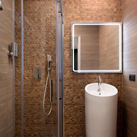 1907 Low Cost Apartment Oviedo
