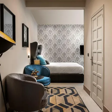 1907 Low Cost Apartment Oviedo