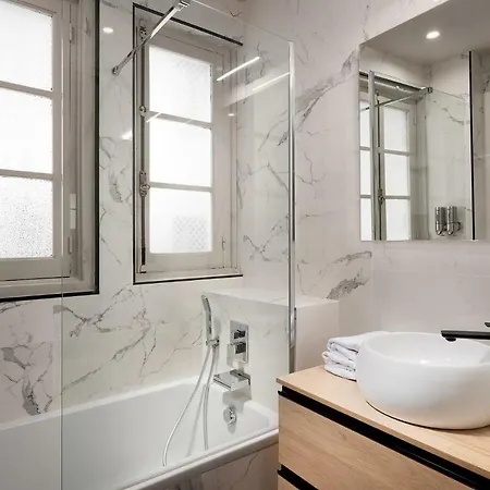 1907 Low Cost Apartment Oviedo